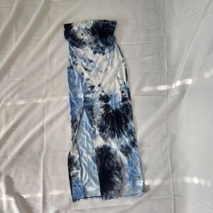 Fashion Nova Blue and White Strapless Dress